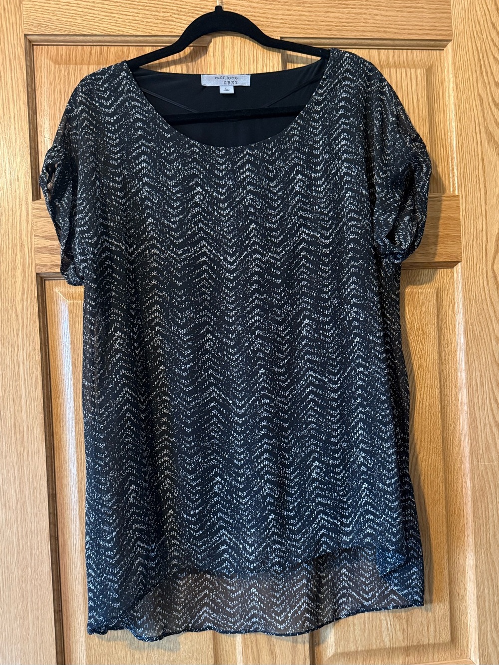Ruff Hewn Black Metallic Chevron Chiffon Blouse